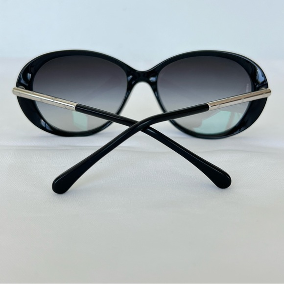 CHANEL 6037 Black w Silver CC Logo Frame Smokey Gray Gradient Lenses Sunglasses - Picture 10 of 16